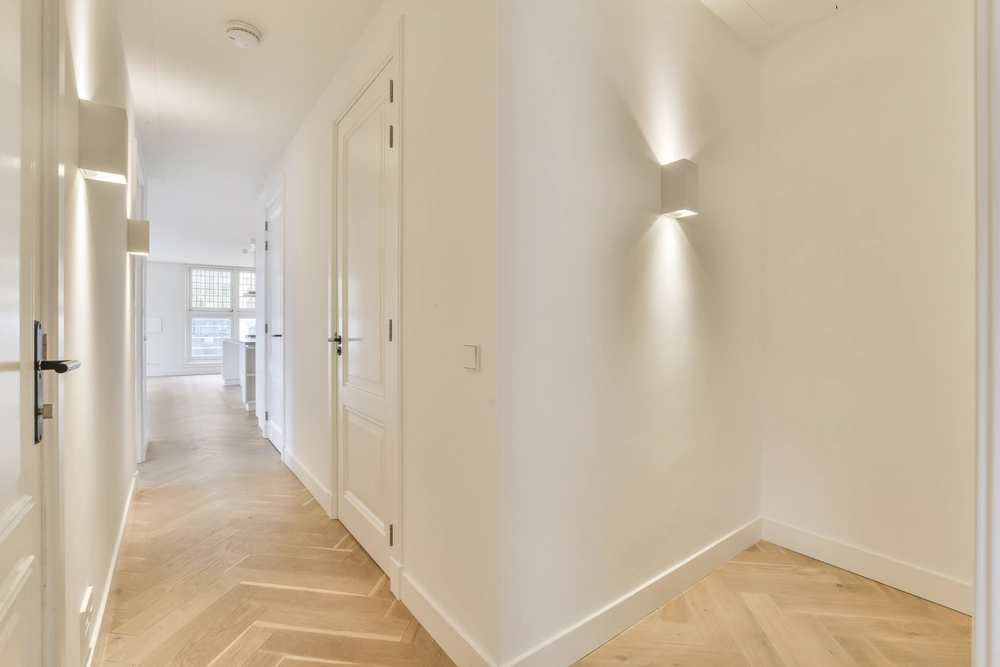 Clean apartment after clearance
